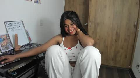 Daniela online show from 02.15.25