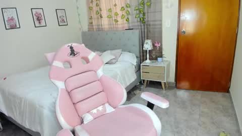 Daniela online show from 10.06.25