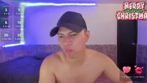 Snapshot of mattcoom chatting on 12.25.24 Matt Coom Independent model online show from 12.25.24