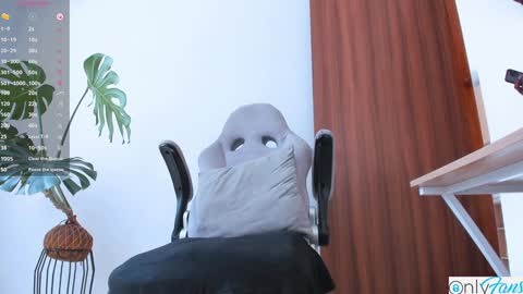 Mateo online show from 01.11.25