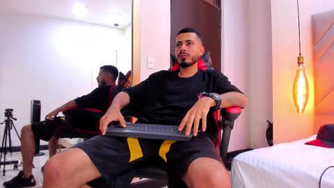 Matthew online show from 03.08.26