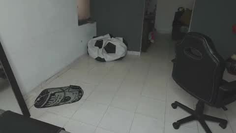 Snapshot of mattias_dantee chatting on 02.12.25 mattias online show from 02.12.25