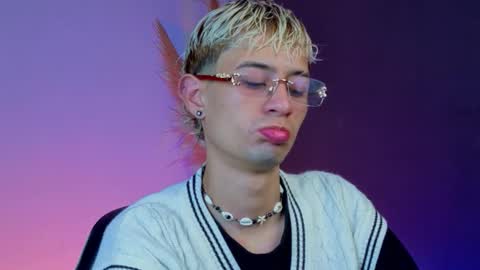 mattias     online show from 01.10.26