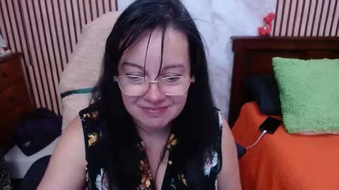 Sonia online show from 10.17.25