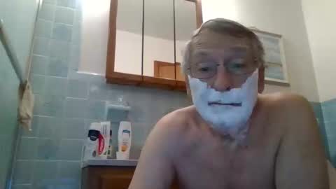 Snapshot of maturecouple1954 chatting on 03.08.26 SXECPL55 at G mail Dot Com online show from 03.08.26