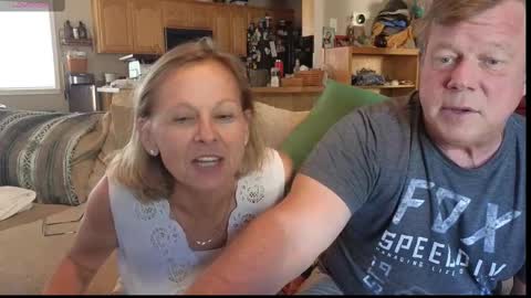 Snapshot of matureluvin chatting on 09.25.25 JustUs online show from 09.25.25