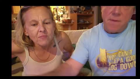 Snapshot of matureluvin chatting on 12.20.25 JustUs online show from 12.20.25