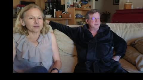 Snapshot of matureluvin chatting on 04.04.26 JustUs online show from 04.04.26