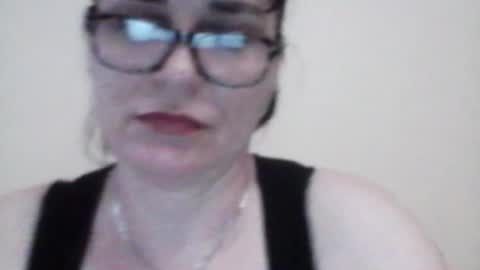 Snapshot of maturemonica chatting on 03.18.26 Monica online show from 03.18.26