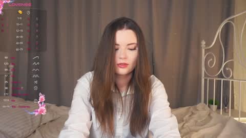 Lily online show from 02.06.25