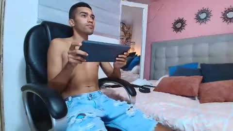 MAURICIO online show from 02.28.26