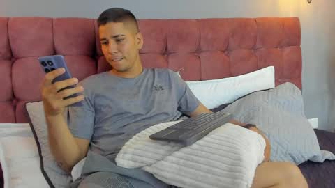 mauro_boy online show from 05.22.26