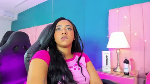 Mavy  online show from 12.21.24