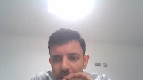 max3758000 online show from 02.08.26