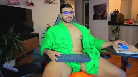 Max online show from 11.17.25