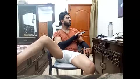 Snapshot of max_crushal chatting on 05.18.26 max_crushal online show from 05.18.26