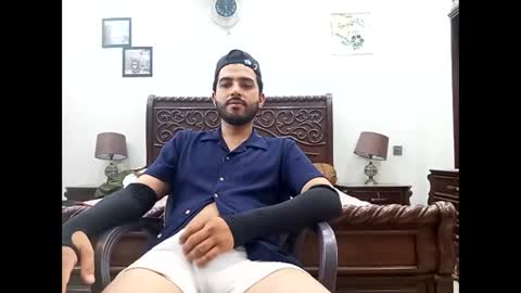 Snapshot of max_crushal chatting on 05.28.26 max_crushal online show from 05.28.26