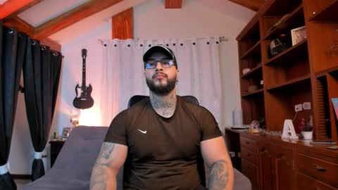 max D. online show from 09.22.25