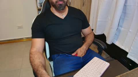 max_love25 online show from 03.08.26