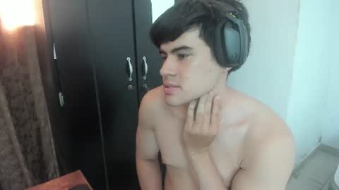 Snapshot of max_miller66 chatting on 08.03.26 Max online show from 08.03.26
