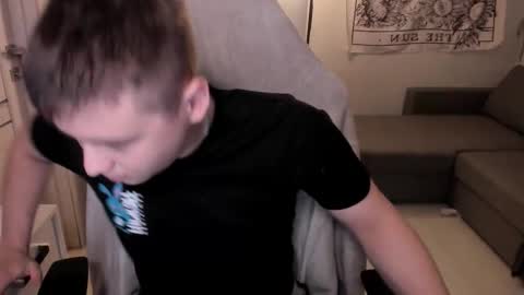 Max online show from 12.15.25