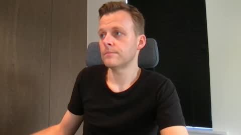 Max take off clothes online show from 02.21.25