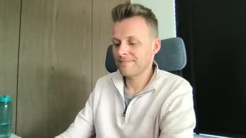 Max take off clothes online show from 03.23.26