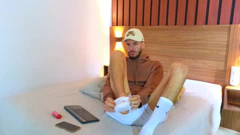 Snapshot of max_tayloor chatting on 02.04.26 Max Taylor online show from 02.04.26