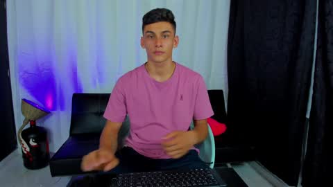 MAX     online show from 01.25.25