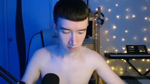 Snapshot of max_zife chatting on 12.13.24 Max online show from 12.13.24