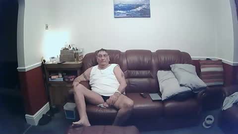 Snapshot of maxi_johnes chatting on 02.20.25 MAX online show from 02.20.25