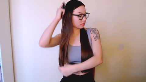 Snapshot of maxi_sweetheart chatting on 03.01.26 Joanna online show from 03.01.26