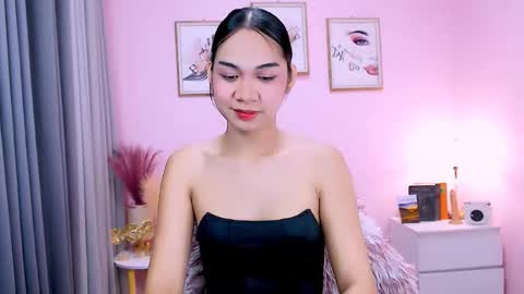 maxie greyson online show from 02.24.25