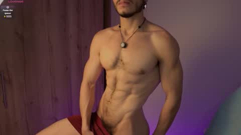 Snapshot of maxifit_ chatting on 03.06.26 Mikael online show from 03.06.26