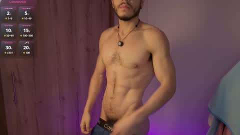 Snapshot of maxifit_ chatting on 03.15.26 Mikael online show from 03.15.26