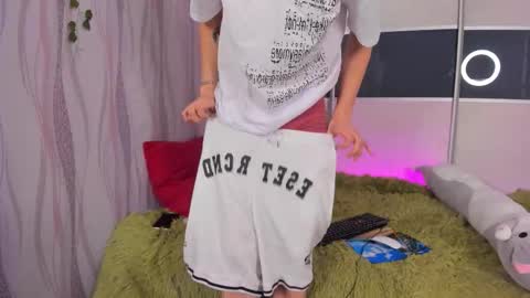 maxim burn online show from 11.29.25