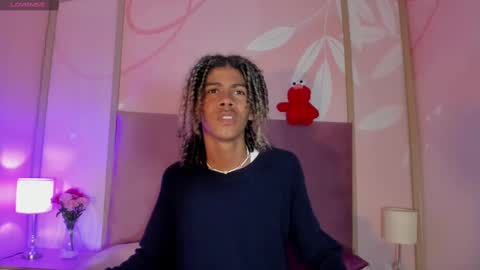 Snapshot of maxim_walker chatting on 02.10.25 maxim online show from 02.10.25