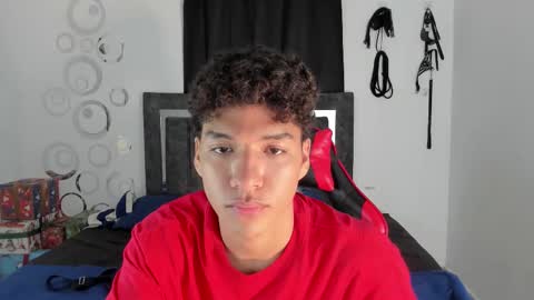 Maximiliano online show from 01.10.26