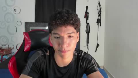 Snapshot of maximiliano_khalil chatting on 01.16.26 Maximiliano online show from 01.16.26