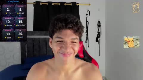 Snapshot of maximiliano_khalil chatting on 02.01.26 Maximiliano online show from 02.01.26