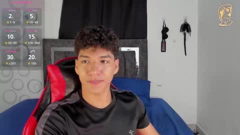 Snapshot of maximiliano_khalil chatting on 02.08.26 Maximiliano online show from 02.08.26