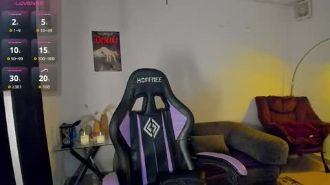 Snapshot of maximiliano_scoott_ chatting on 02.18.26 maximiliano_scoott_ online show from 02.18.26