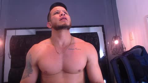 Snapshot of maximiliano_stronge chatting on 05.29.26 Maximiliano online show from 05.29.26