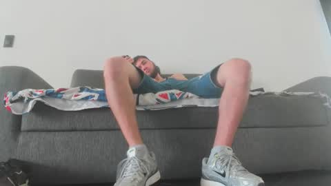 maximo__77 online show from 11.22.25