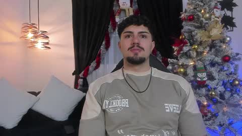 Maximo online show from 12.22.24