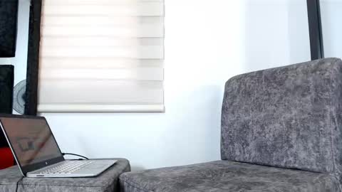 Maximo Sebastian online show from 12.22.25