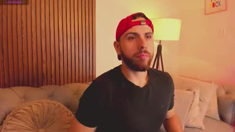 Snapshot of maximo_wolf1 chatting on 01.18.26 Maximo Wolf online show from 01.18.26