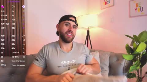 Snapshot of maximo_wolf1 chatting on 02.17.26 Maximo Wolf online show from 02.17.26