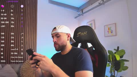 Snapshot of maximo_wolf1 chatting on 02.21.26 Maximo Wolf online show from 02.21.26