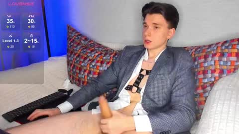 Snapshot of maximum_hot chatting on 02.22.25 Max online show from 02.22.25